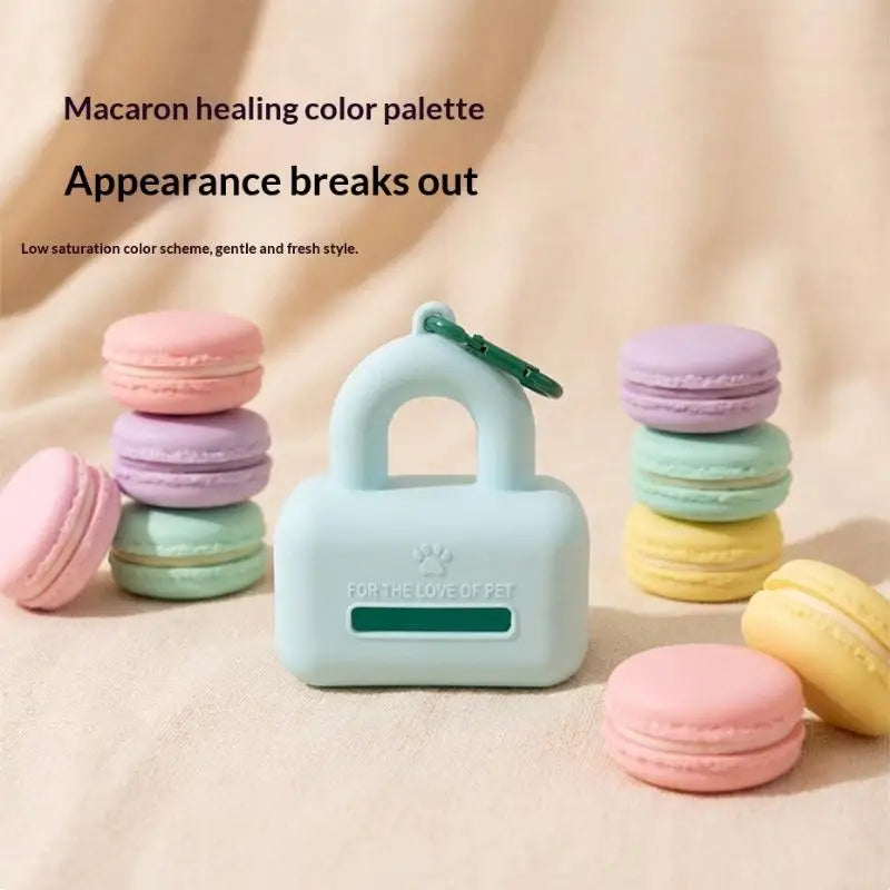 Silicone Pet Waste Bag Dispenser with Carabiner Clip Pet Waste Dispenser QXL