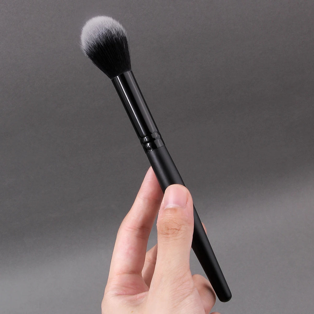 KOSSHOW Blush & Highlighter Brush | Soft Gradient Bristles Makeup Brush QXL