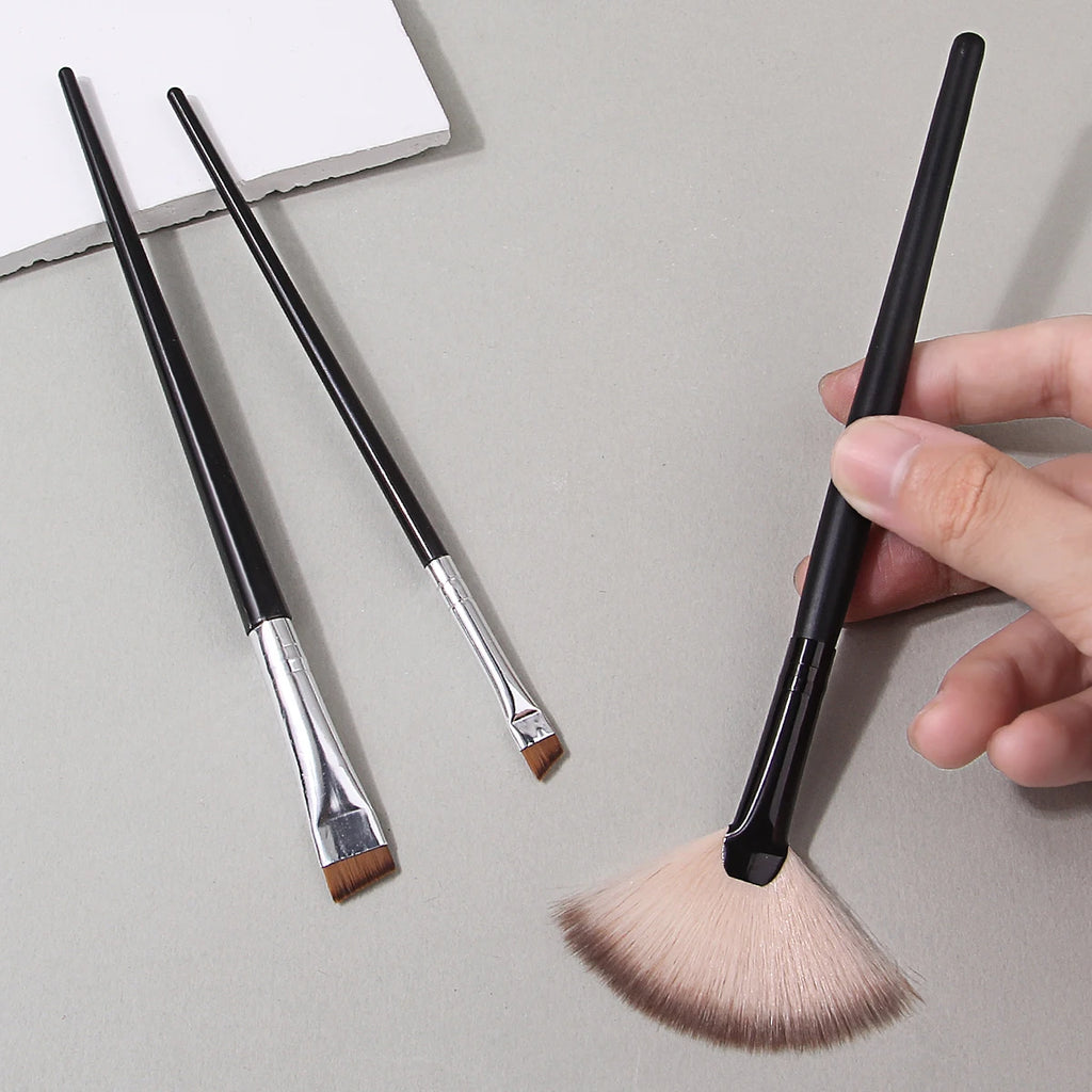 KOSSHOW 3-Pc Fan Highlighter & Angled Eyebrow Brush Set Makeup Brush Set QXL