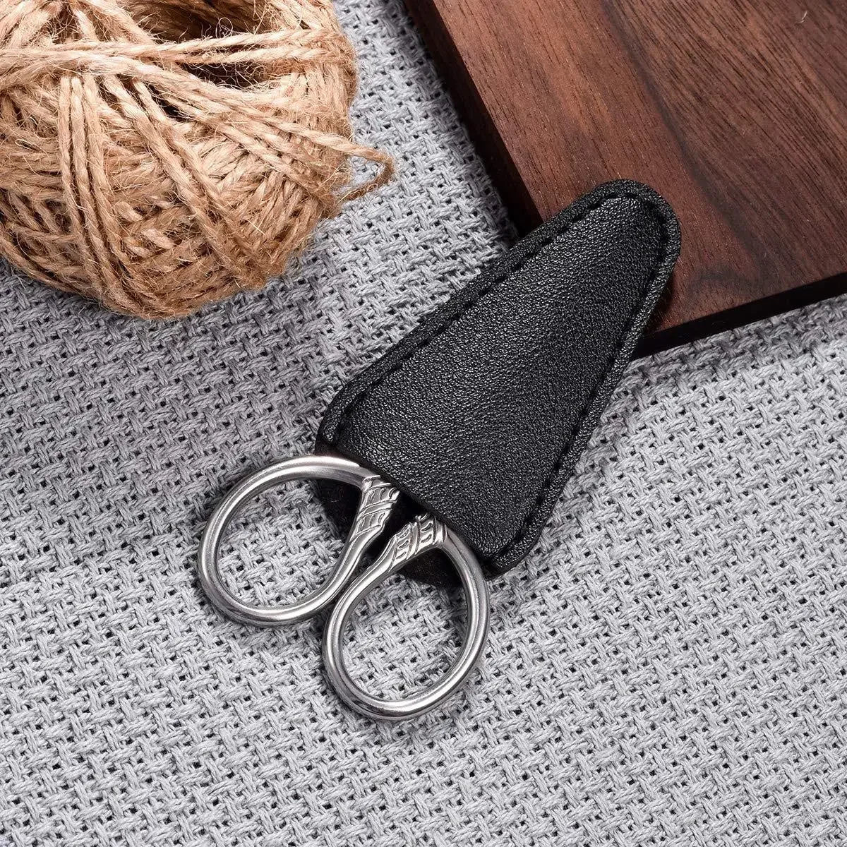 VVOCCI Grooming Scissors – Eyebrow, Beard & Nail Cuticle Trimmer Grooming Scissors QXL