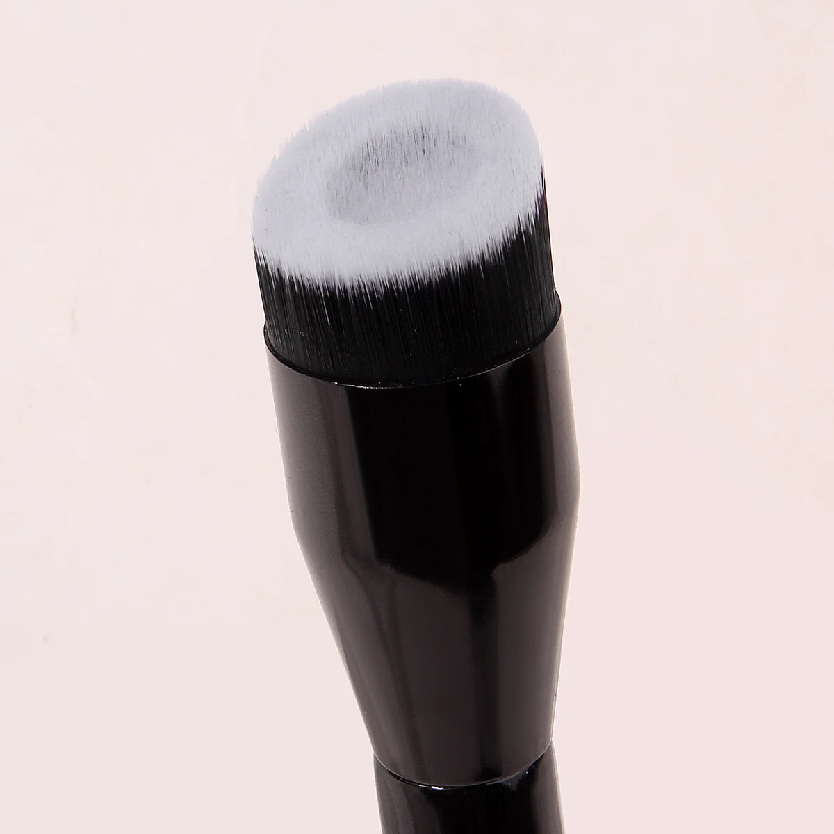 KOSSHOW Flat Top Foundation Brush | Streak-Free Wooden Handle Foundation Makeup Brush QXL