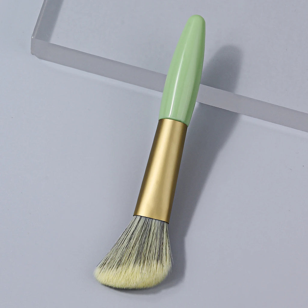 KOSSHOW Curved Slant Blush Brush | Bronzer & Contour Blush Makeup Brush QXL