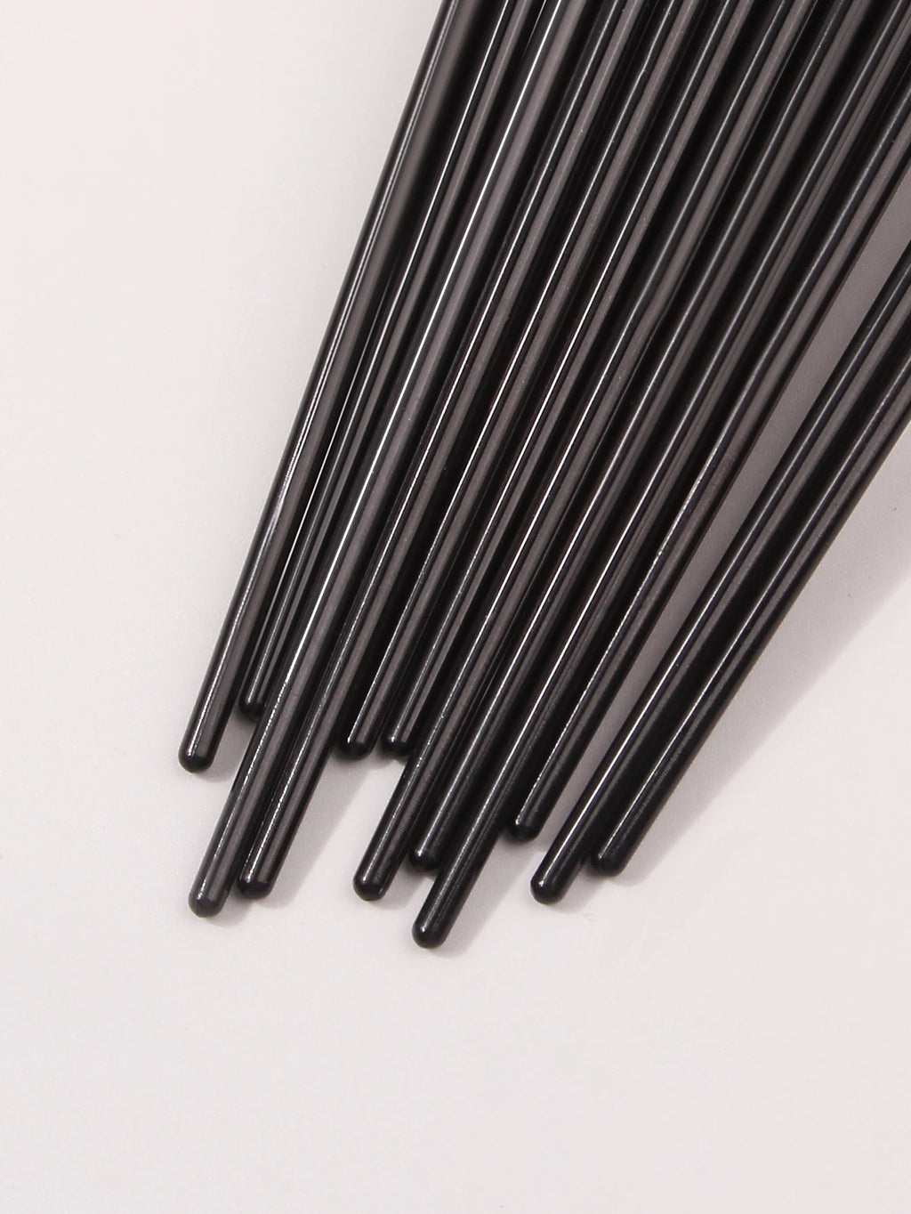 12-Pc Ultra-Fine Eyeliner & Eyebrow Brush Set – Soft Tips Eye Makeup Brush Set QXL