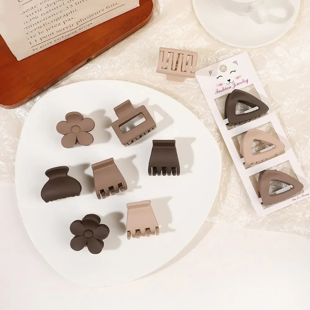 3-Pack Frosted Geometric Mini Hair Claw Clips – Coffee Hair Claw Clips QXL