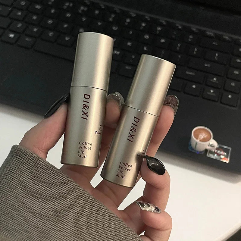 DIXI Mini Matte Lip Glaze – Velvet Latte Shade Lipstick 2g Matte Lip Glaze QXL