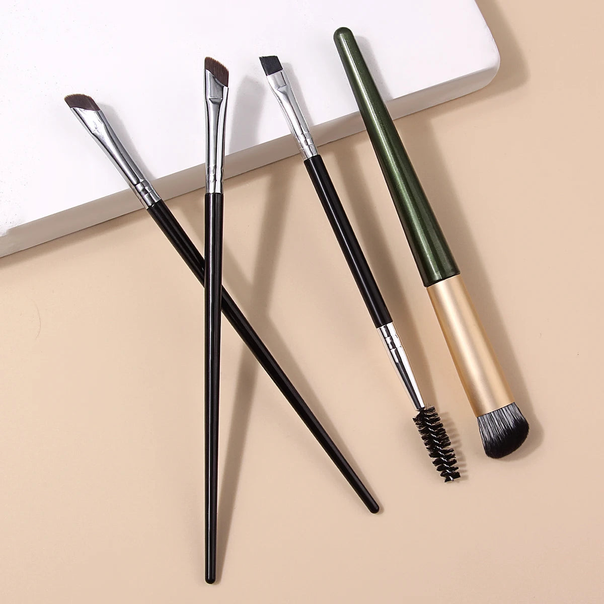 KOSSHOW 4-Pc Eyebrow & Concealer Makeup Brush Set Makeup Brush Set QXL