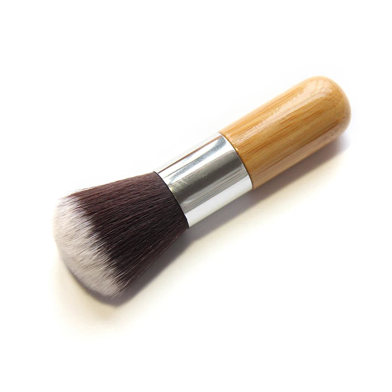Flat Top Makeup Brush – Foundation, Powder & Blush | Bamboo Makeup Brush QXL
