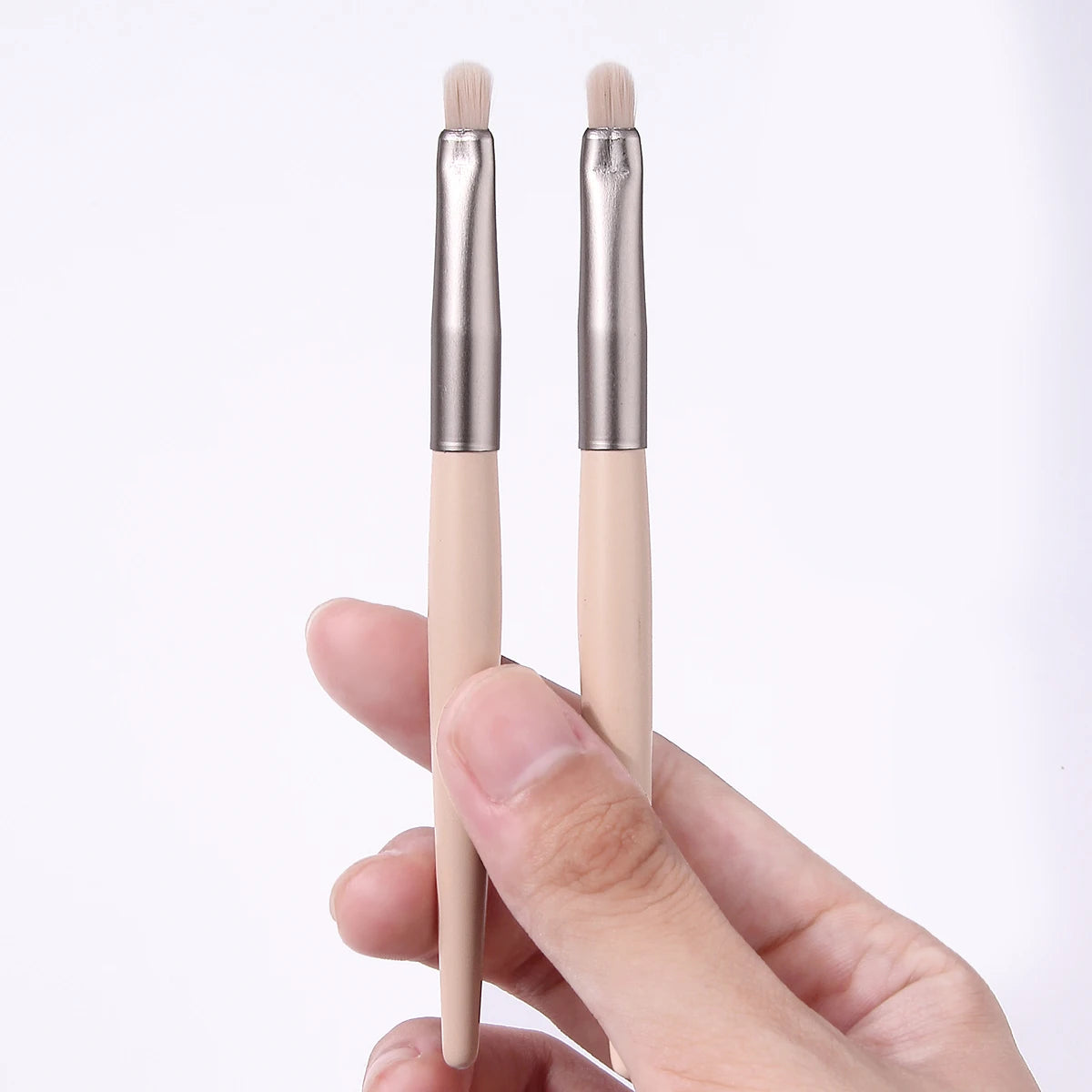 KOSSHOW 2-Pack Mini Concealer Brush Set | Wooden Handle Concealer Brush Set QXL