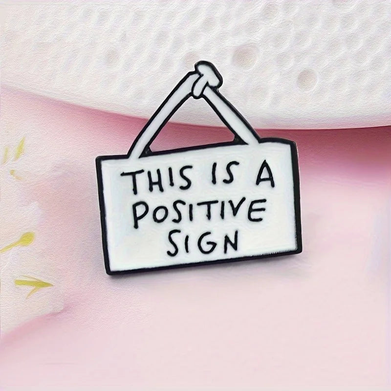 White Billboard Message Board Brooch | Alloy Badge Pin Brooch Badge Pin QXL