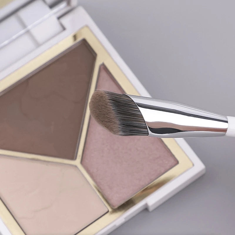 YOVIP Concealer Highlighter Brush – Precision Makeup Tool Precision Makeup Brush QXL