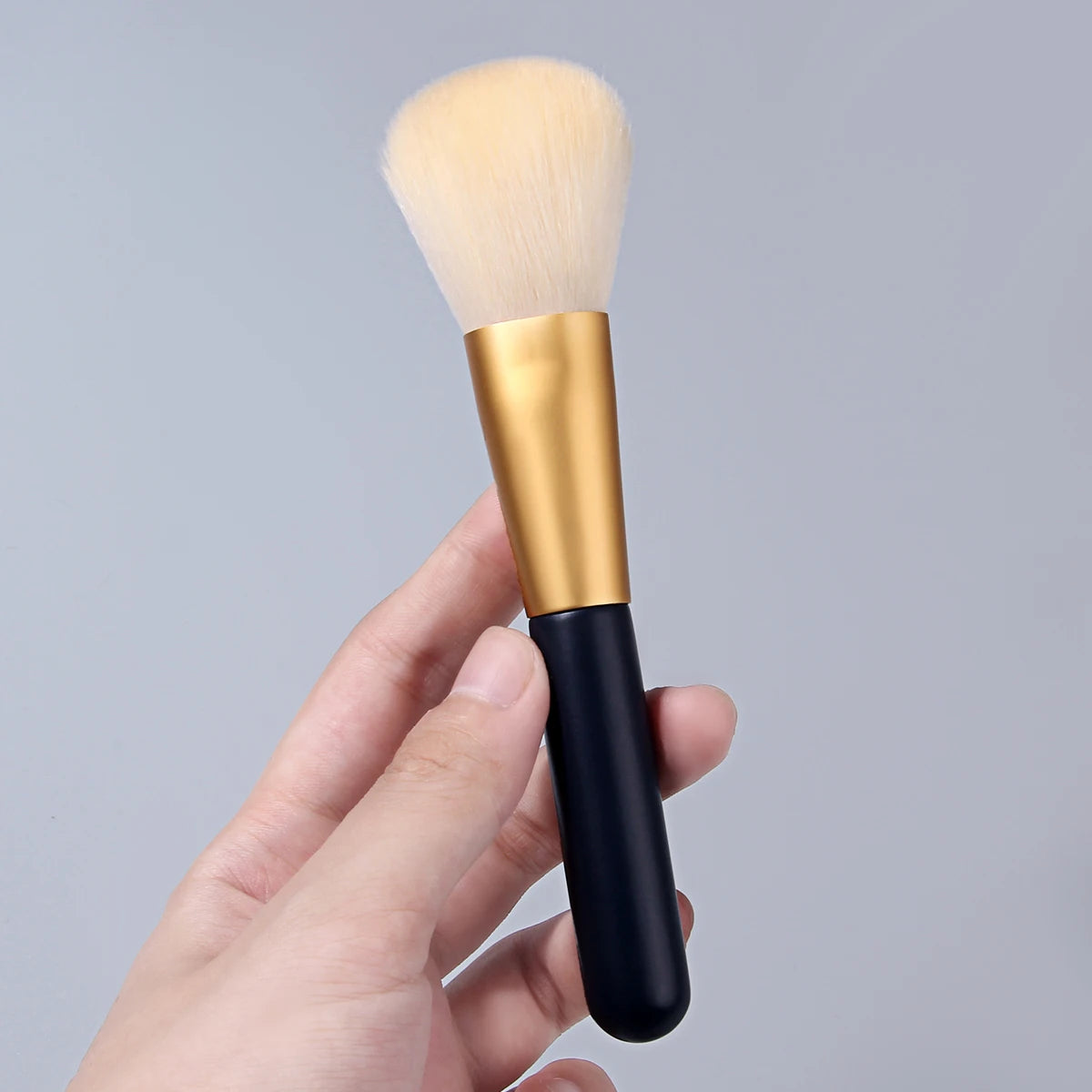 KOSSHOW 3-Piece Blush Brush & Makeup Puff Set | Powder Kit Makeup Brush Set QXL