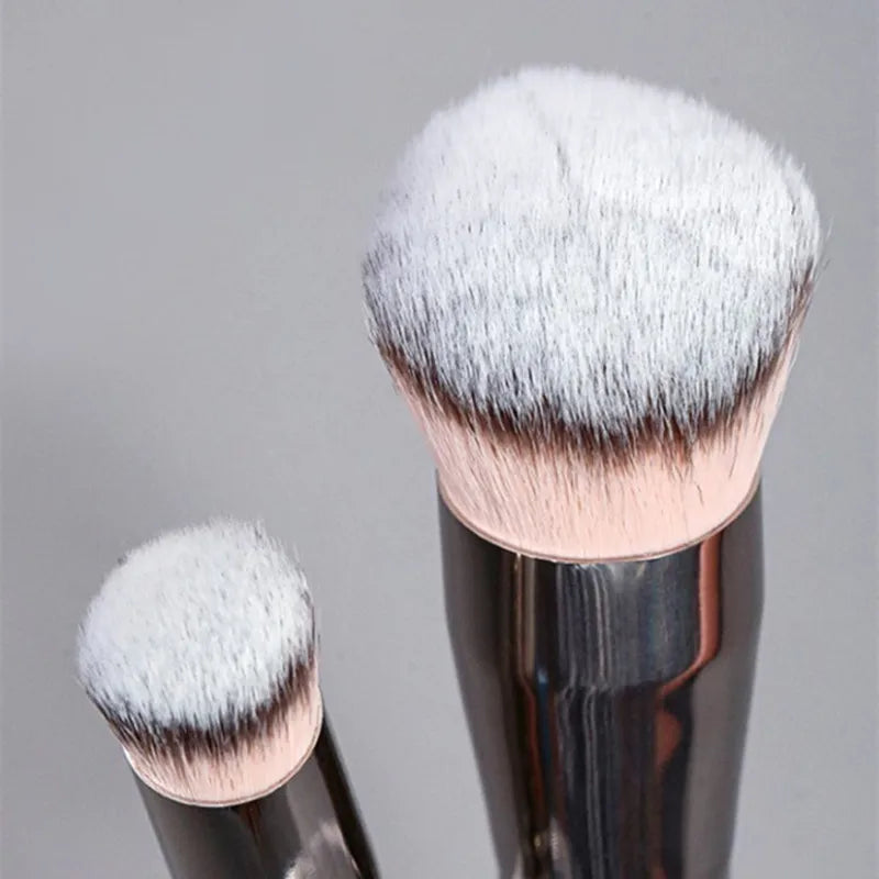 Angled Concealer & Foundation Contour Brush – Synthetic Hair Makeup Contour Brush QXL