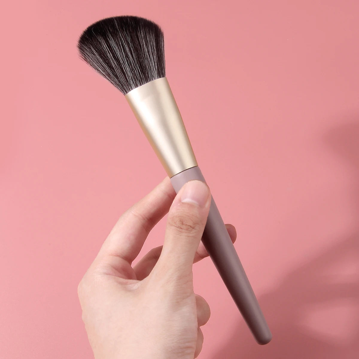 KOSSHOW Large Blush Brush – Contour & Bronzer Tool Blush Makeup Brush QXL