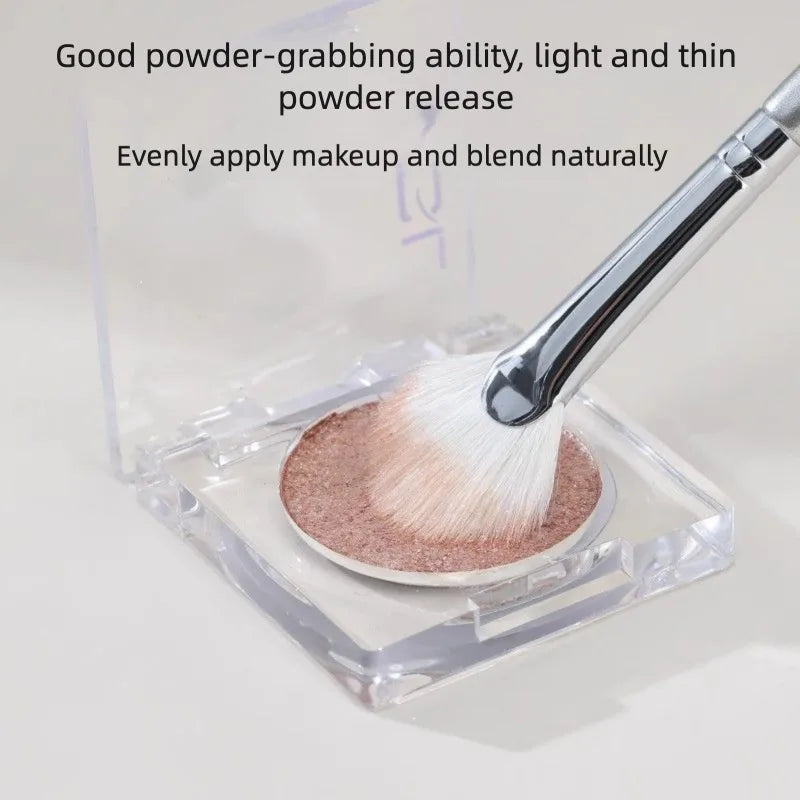 Fan-Shaped Goat Hair Highlighter Brush | Contour Makeup Highlighter Makeup Brush QXL
