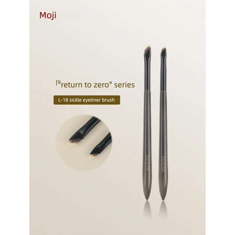 Angled Scythe Eyeliner Brush | Lower Lash Line & Brow Eyeliner Makeup Brush QXL