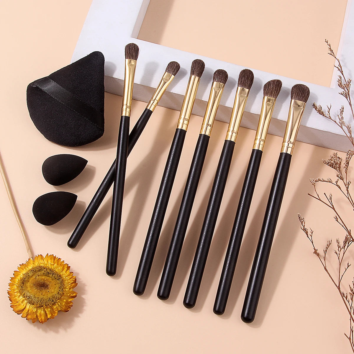 KOSSHOW 10-Pc Horsehair Eyeshadow Brush Set + Puff & Sponges Eyeshadow Brush Set QXL