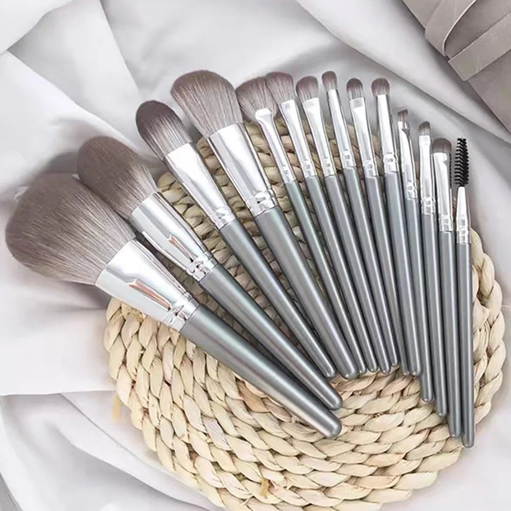 14-Piece Silver Makeup Brush Set | Face & Eye Cosmetic Brushes Makeup Brush Set QXL