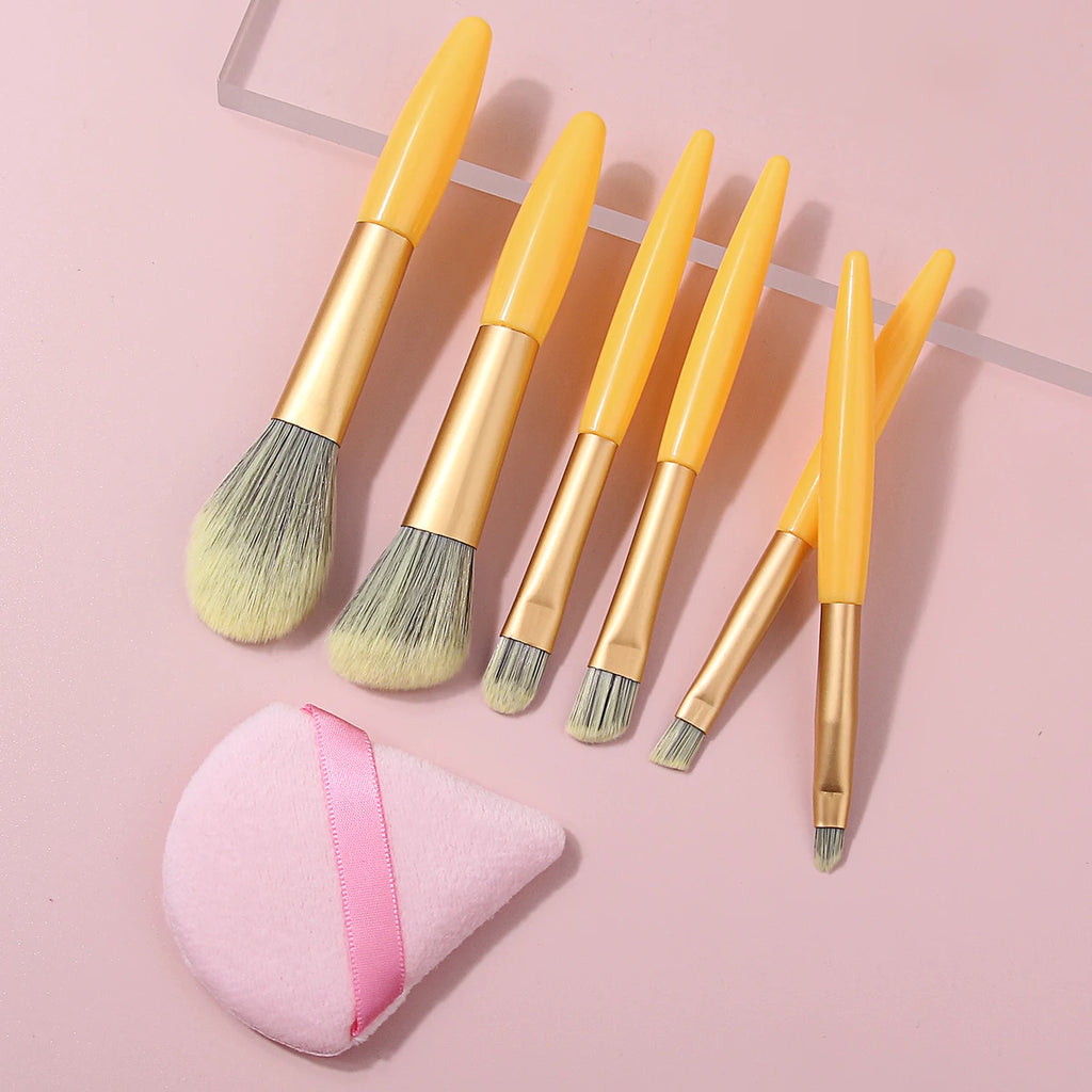 KOSSHOW 7-Piece Yellow Mini Makeup Brush Set | Nylon Bristles Makeup Brush Set QXL