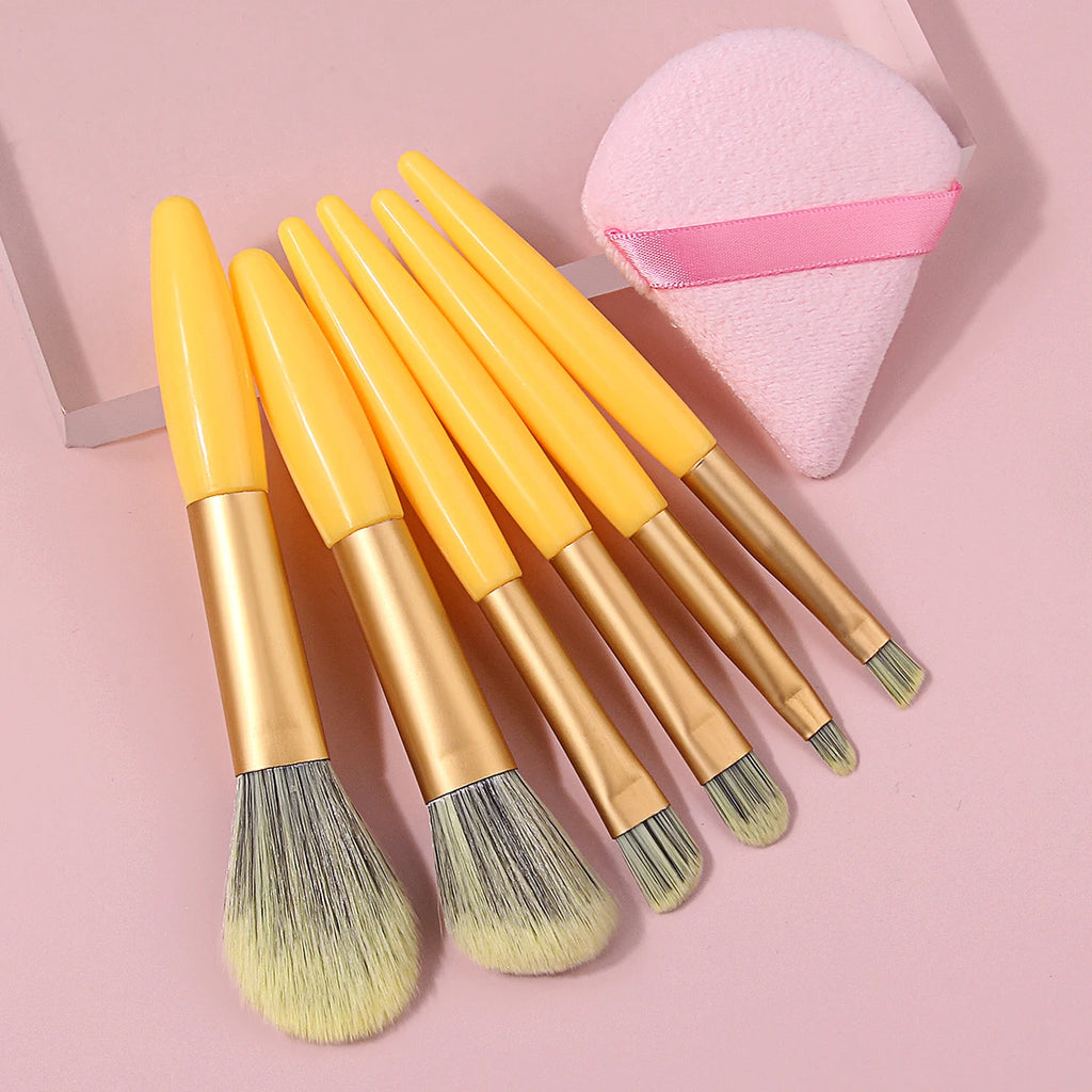 KOSSHOW 7-Piece Yellow Mini Makeup Brush Set | Nylon Bristles Makeup Brush Set QXL