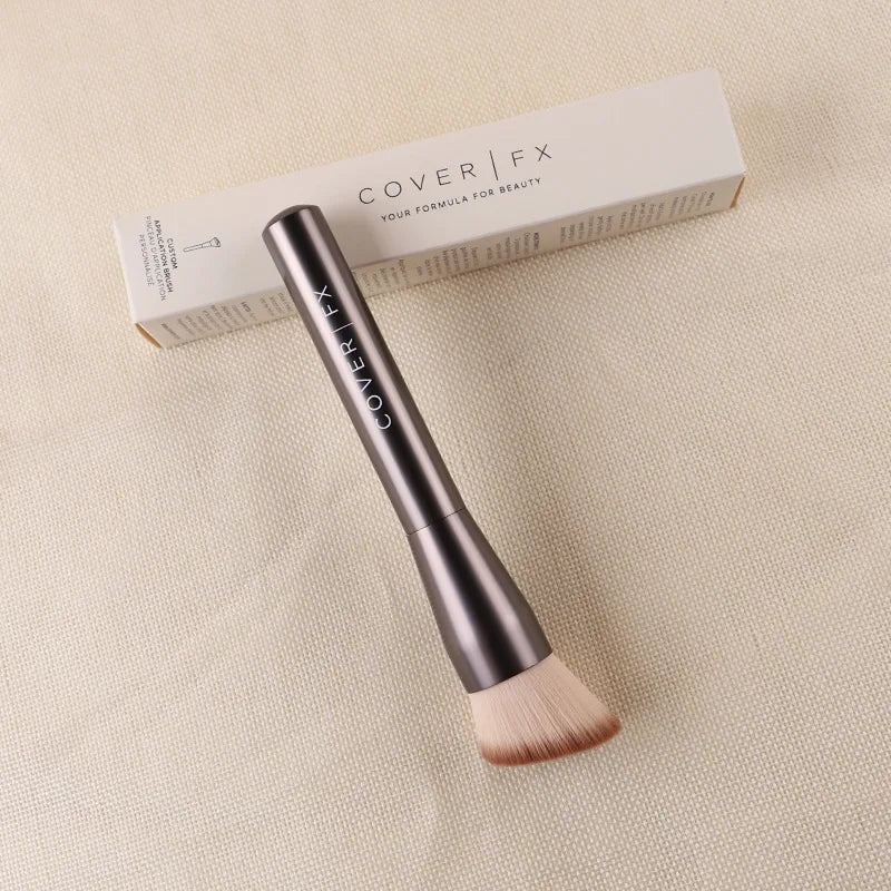 Cover FX Foundation Powder Brush | Soft Fiber Wooden Handle Foundation Makeup Brush QXL