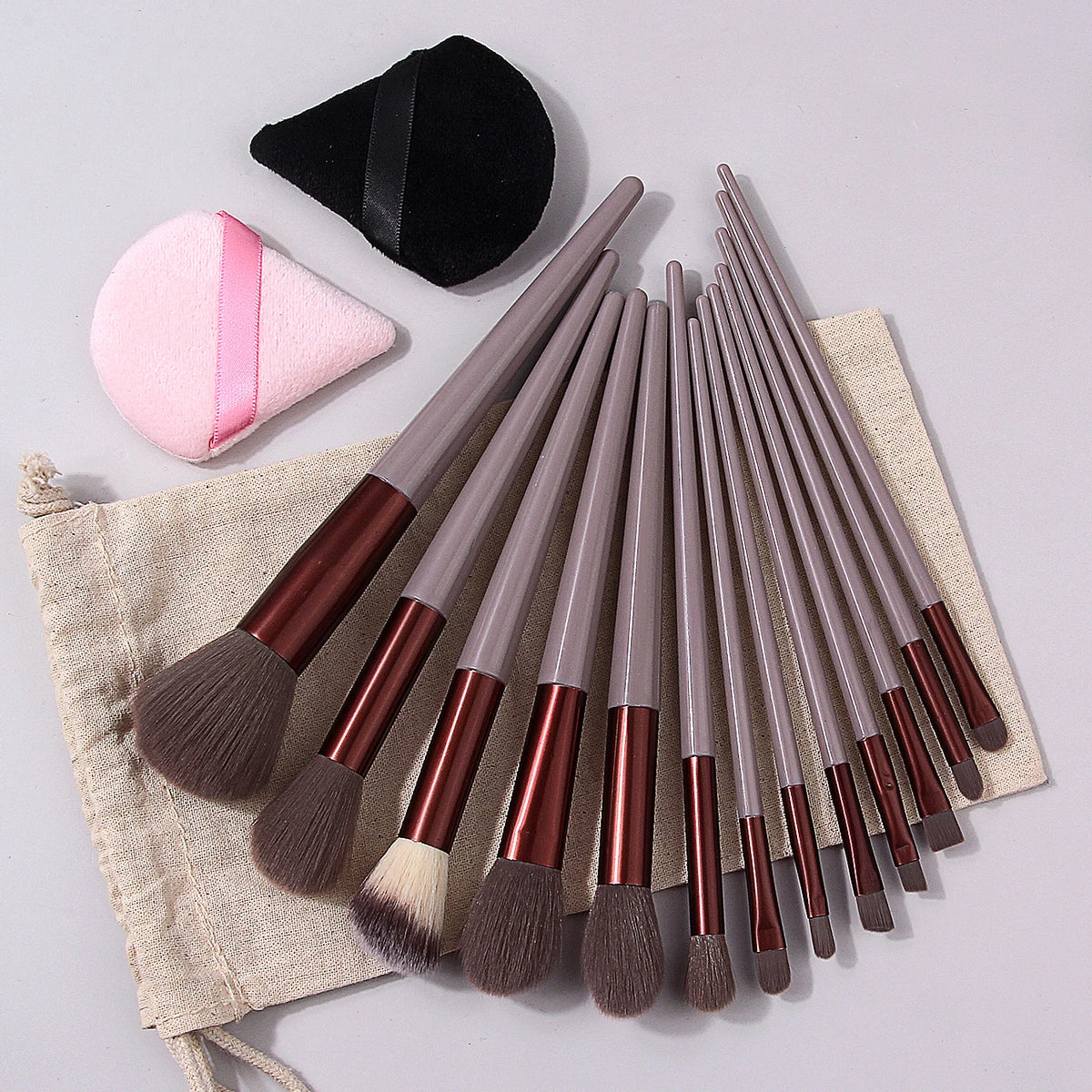 16-Pc Makeup Brush Set with Puffs & Storage Bag | KOSSHOW Makeup Brush Set QXL