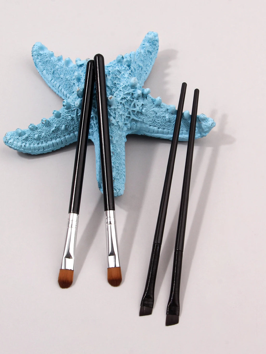 KOSSHOW 4-Pc Long Handle Eye Detail Brush Set | Nylon Bristles Eye Makeup Brush Set QXL black