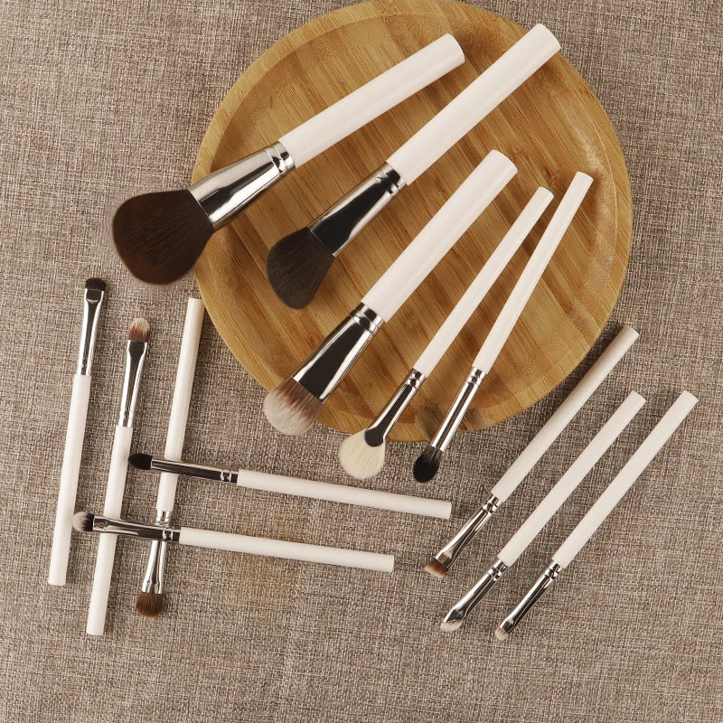 EIHODO 13-Piece White Handle Makeup Brush Set Makeup Brush Set QXL