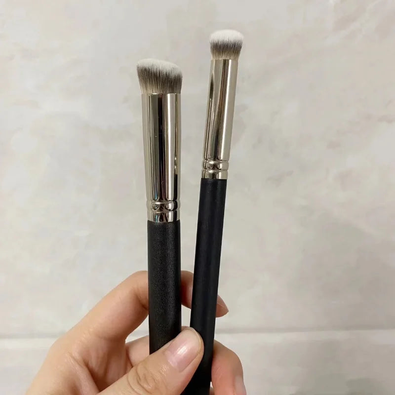 Foundation Concealer & Contour Brush Set – 1/3 Pcs Blending Makeup Brush Set QXL