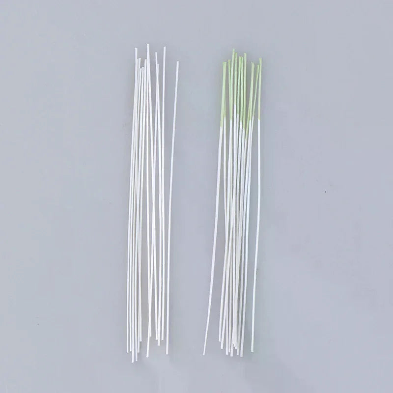 60-Pack Ear Hole Cleaning Threads for Pierced Ears | Cotton Ear Piercing Cleaner QXL