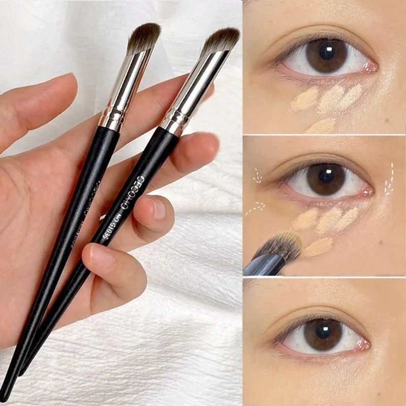Finger-Tip Concealer & Nose Contour Brush | Soft Fiber Concealer Brush QXL