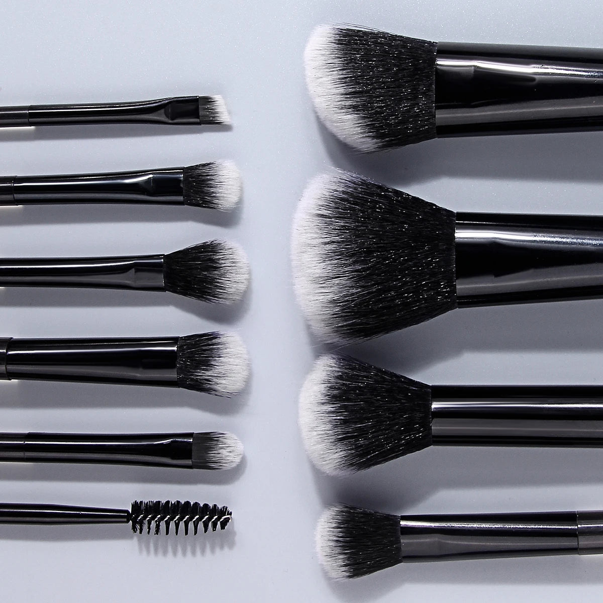 KOSSHOW 12-Pc Makeup Brush Set | Foundation, Eyeshadow & Blush Makeup Brush Set QXL