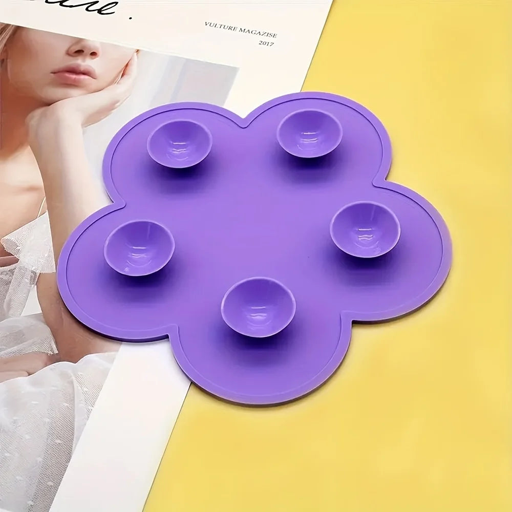 Silicone Flower Makeup Brush Cleaning Pad with Suction Cup Brush Cleaning Pad QXL