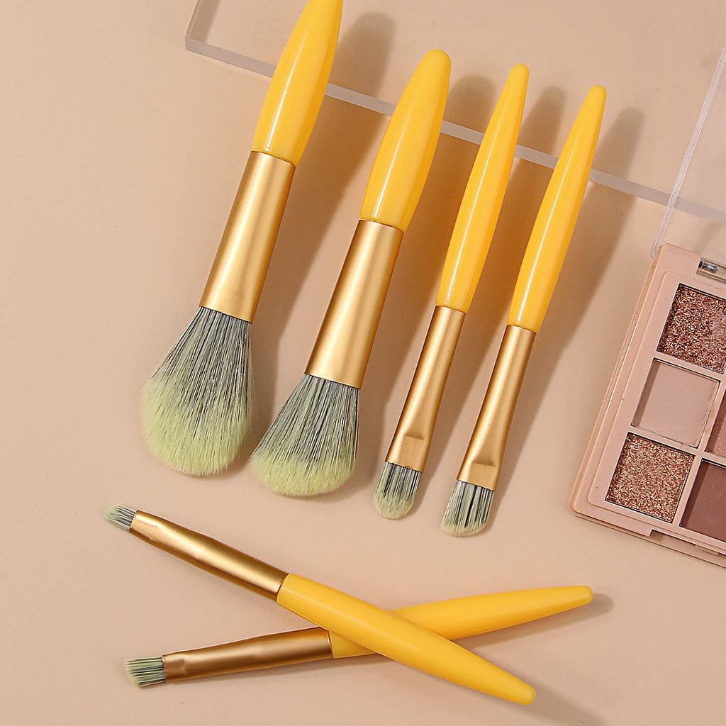 KOSSHOW 6-Piece Portable Makeup Brush Set – Vibrant Orange Makeup Brush Set QXL