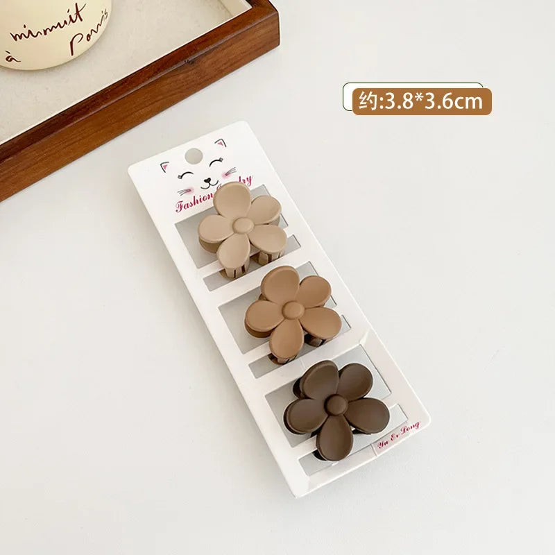 3-Pack Frosted Geometric Mini Hair Claw Clips – Coffee Hair Claw Clips QXL L-02