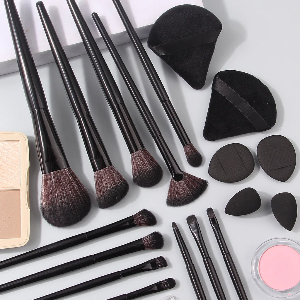 18-Piece Makeup Brush Set with Sponge & Powder Puff – Black Makeup Brush Set QXL