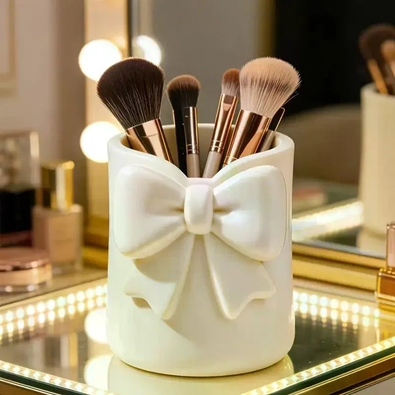 3D Bow Desk Organizer – Makeup Brush & Pen Holder Desktop Organizer QXL