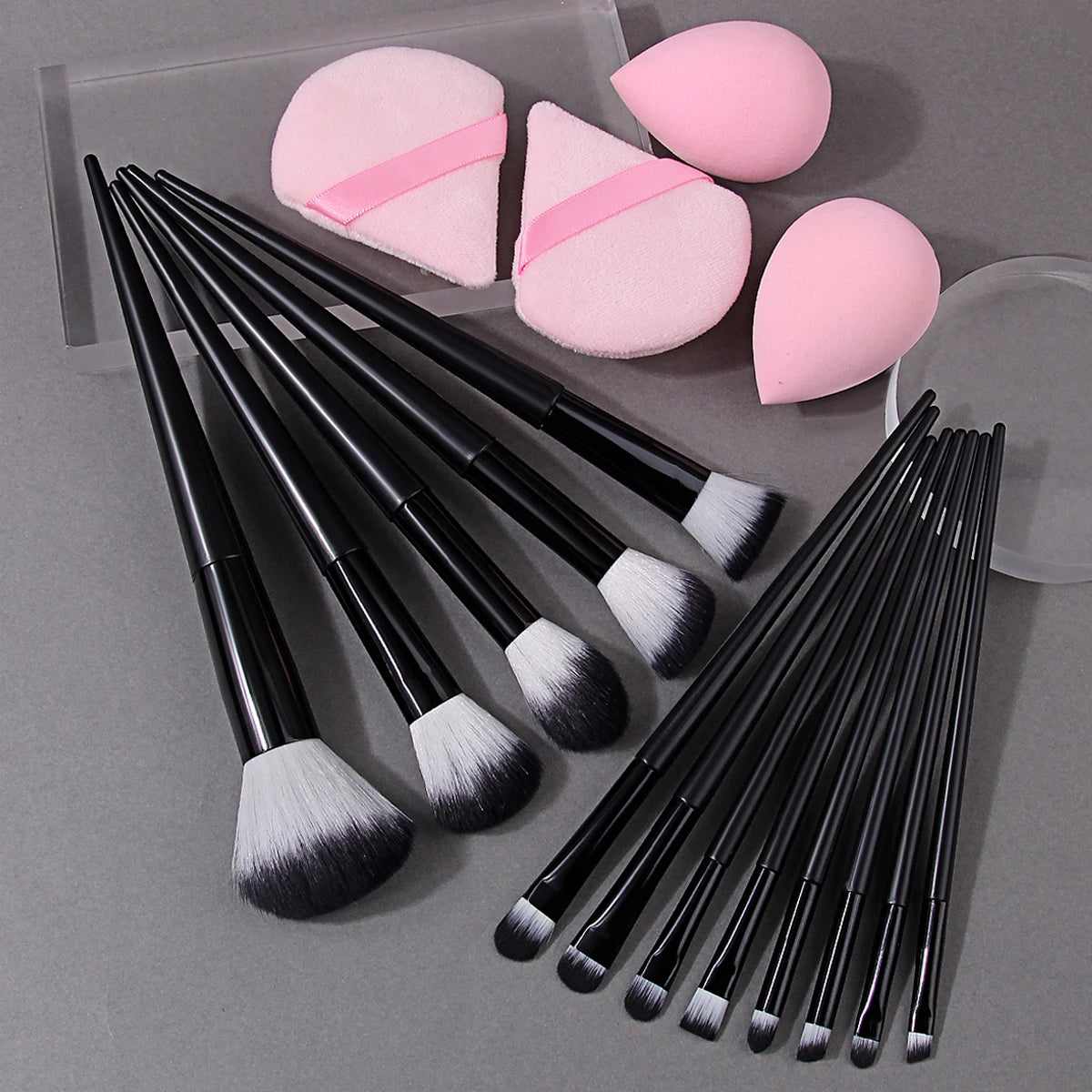KOSSHOW 13-Pc Makeup Brush Set with Puffs & Sponges Makeup Brush Set QXL