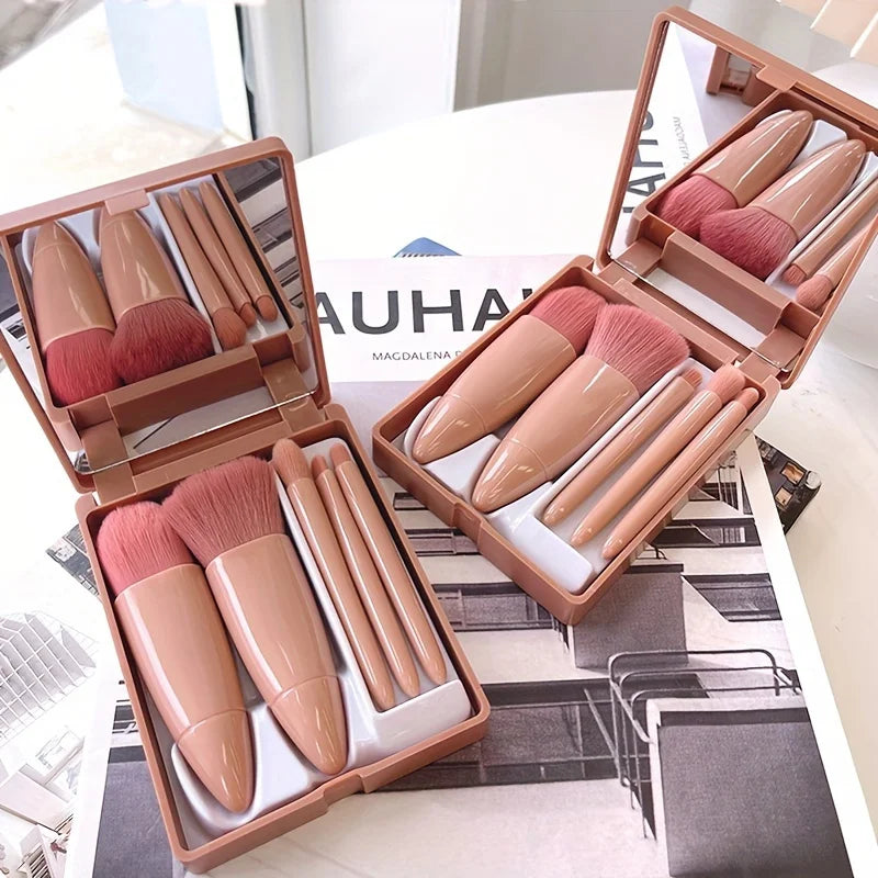 5-Piece Mini Travel Makeup Brush Set with Storage Box Travel Makeup Brushes QXL