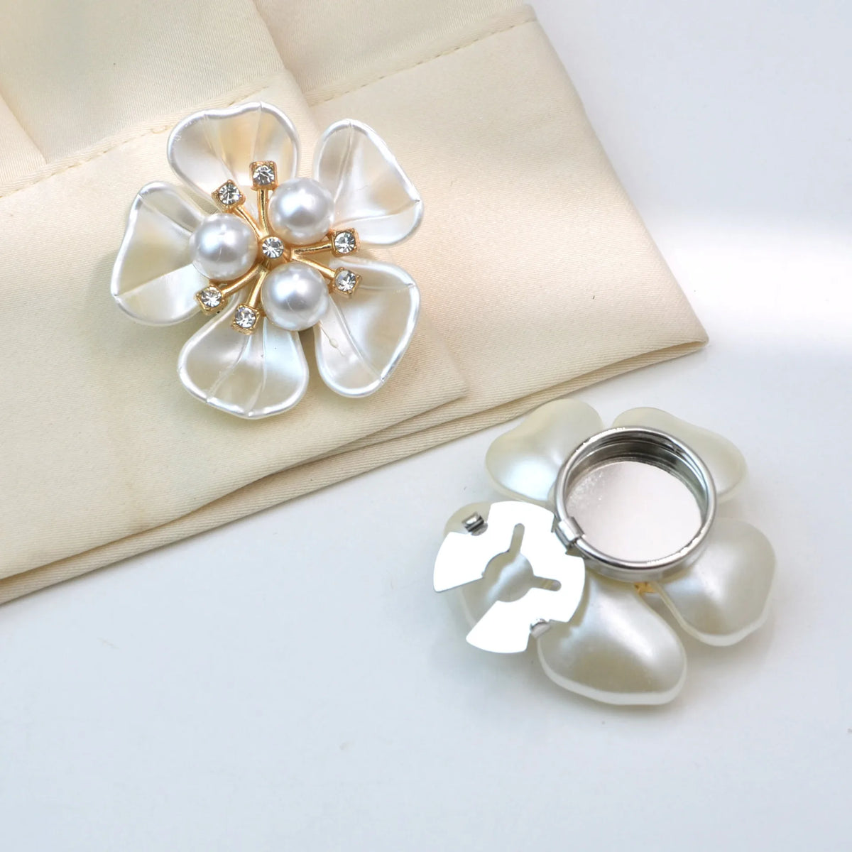 3D Floral Rhinestone Button Cover Clips for Shirts & Dresses Button Cover Clips QXL