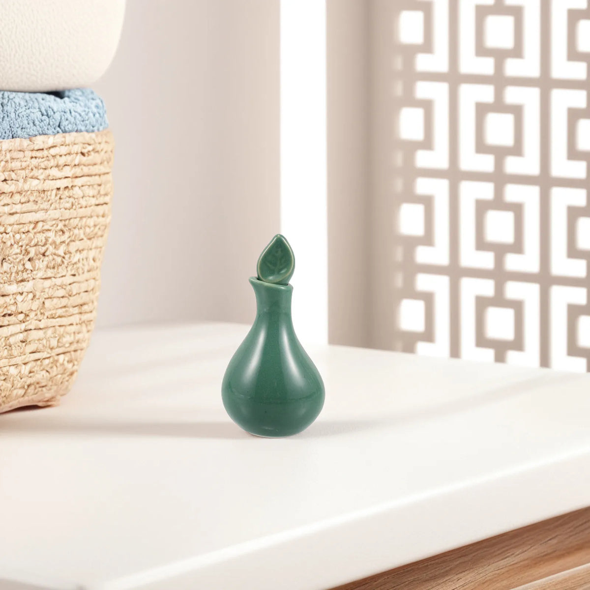 Ceramic Essential Oil Bottle | Glazed Aromatherapy Canister Aromatherapy Oil Bottle QXL