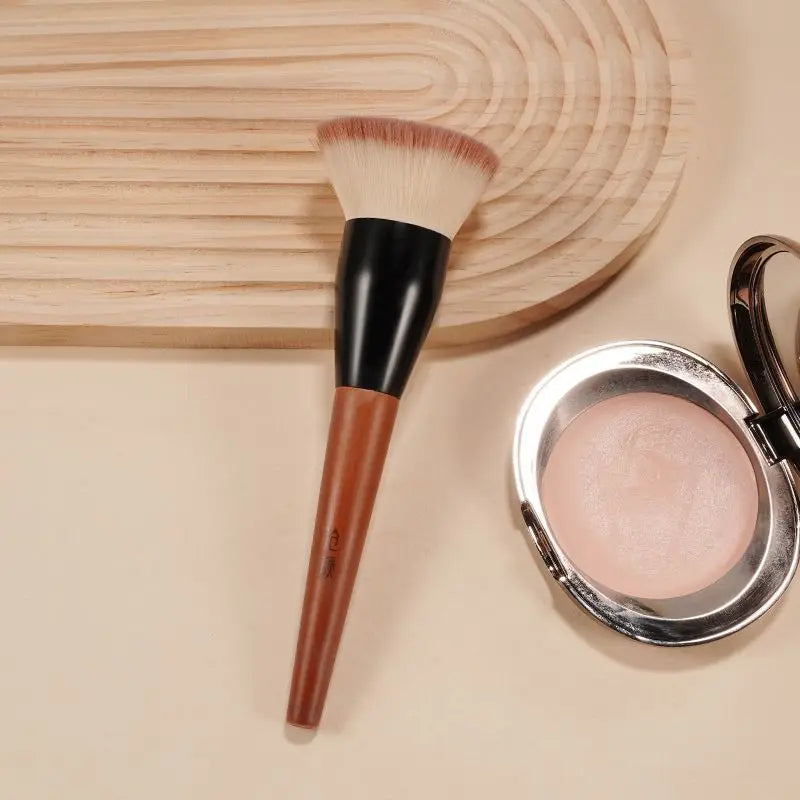 Fluffy Flat-Head Loose Powder Setting Brush | Soft Synthetic Powder Setting Brush QXL