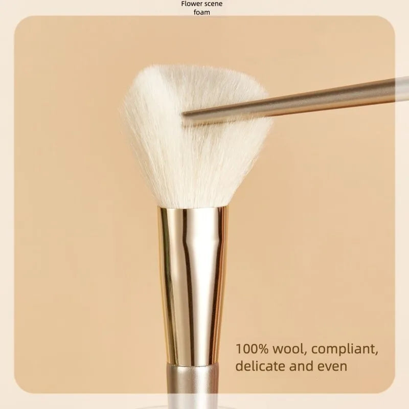 Fluffy Goat Hair Loose Powder Setting Brush | Spherical Wool Loose Powder Brush QXL