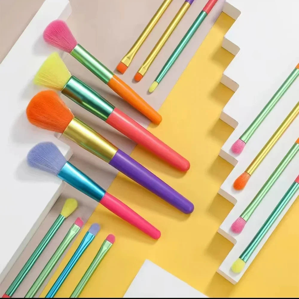 15-Pc Rainbow Makeup Brush Set | Foundation, Powder & Eyeshadow Makeup Brush Set QXL