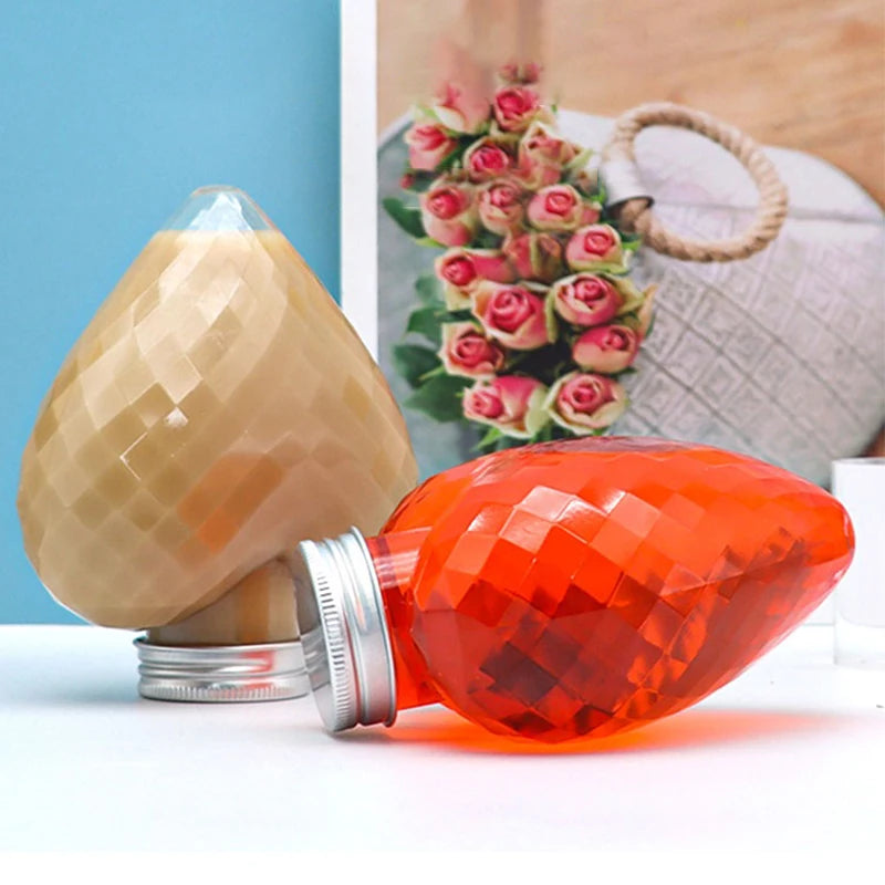 10-Pack 300ml Heart-Shaped Plastic Bottles with Lids Plastic Drink Bottles QXL