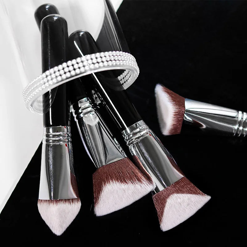 3D Pyramid Contouring Foundation Brush | Makeup Artist Tool Foundation Brush QXL