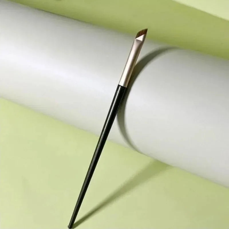 Angled Eyeliner & Eyebrow Brush | Ultra-Thin Beveled 1-3 Pack Angled Makeup Brush QXL
