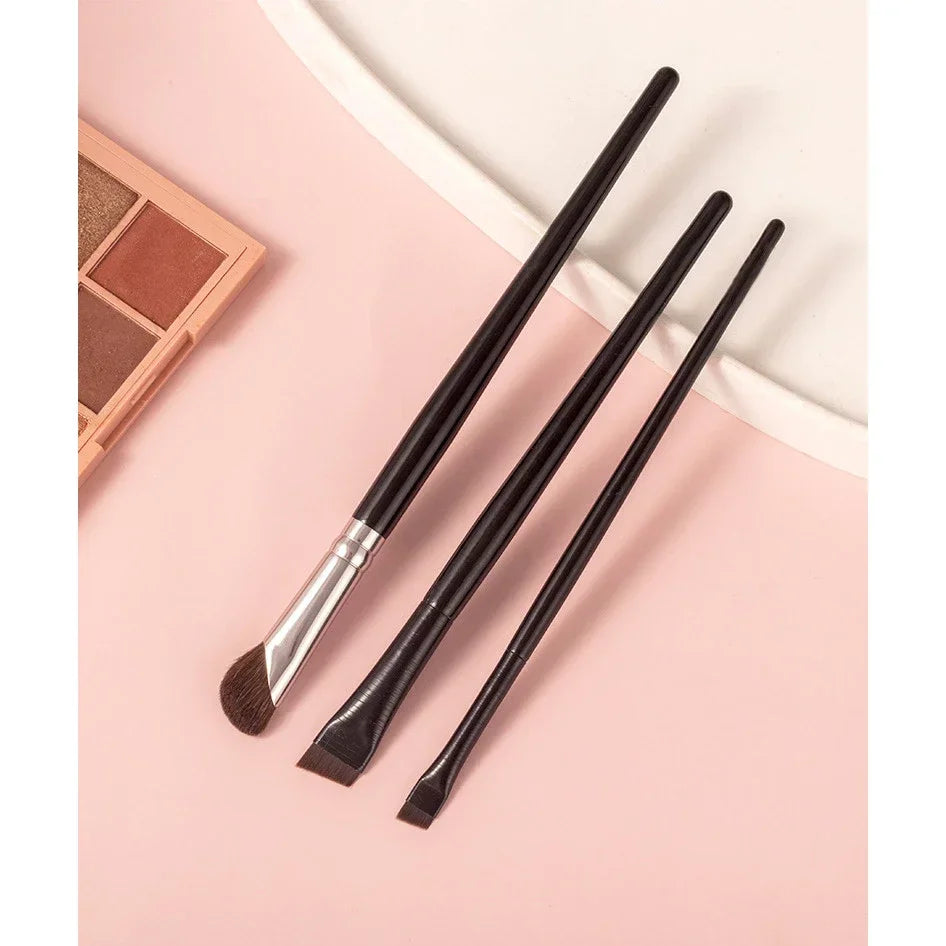 3-Piece Makeup Brush Set | Contour, Eyebrow & Eyeliner Makeup Brush Set QXL