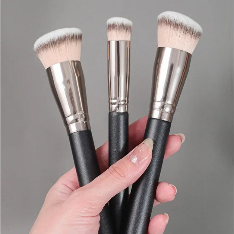 Large Oblique Sculpting Brush – Bronzer, Blush & Powder Sculpting Makeup Brush QXL