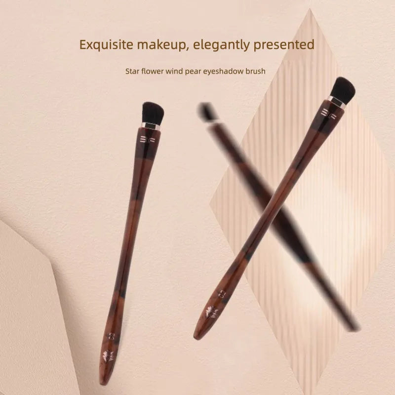 Slanted Eyeshadow Brush | Eye Blending & Detail Tool Eyeshadow Brush QXL