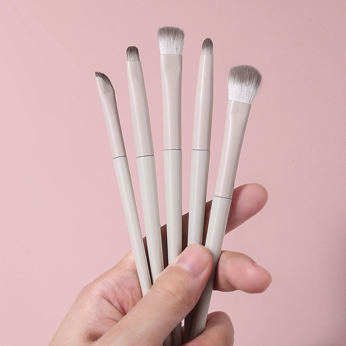 KOSSHOW 7-Pc Eyeshadow Brush Set | Blending & Smoky Eye Eyeshadow Brush Set QXL